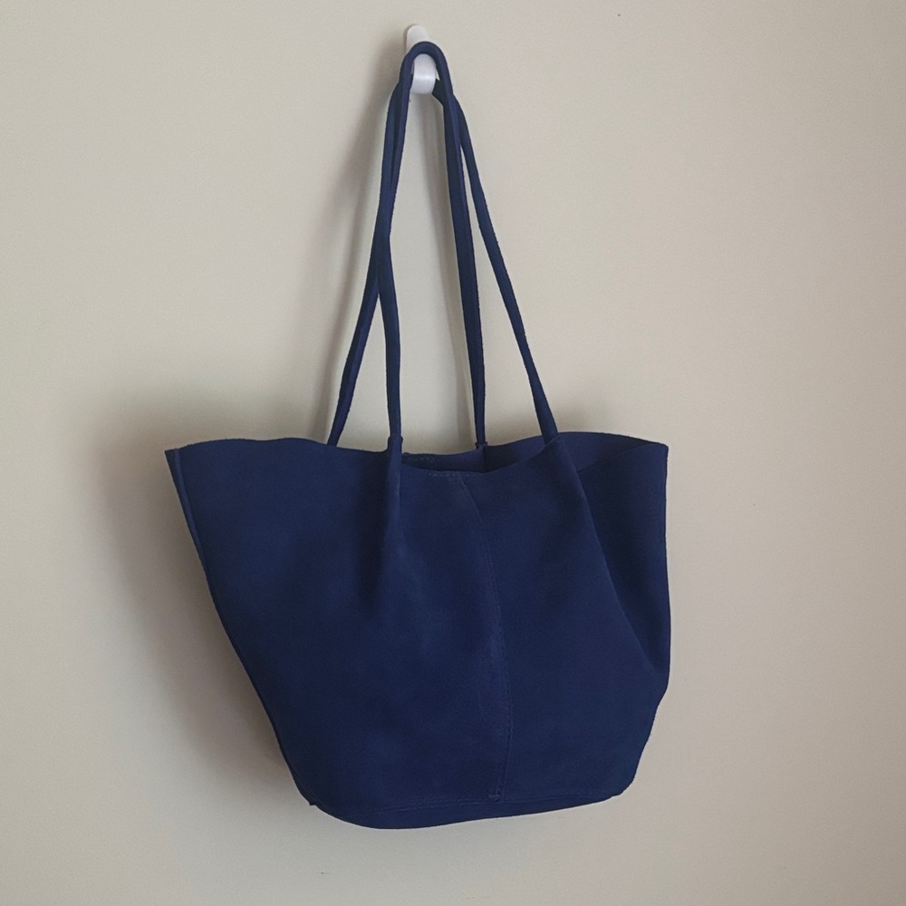 portland leather devan bucket tote ‼️ discontinued cobalt blue color brand new